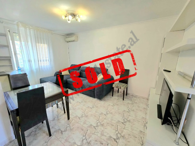 Apartament 1+1 per shitje ne rrugen Arkitekt Sinani ne Tirane.
Apartamenti pozicionohet ne katin e 